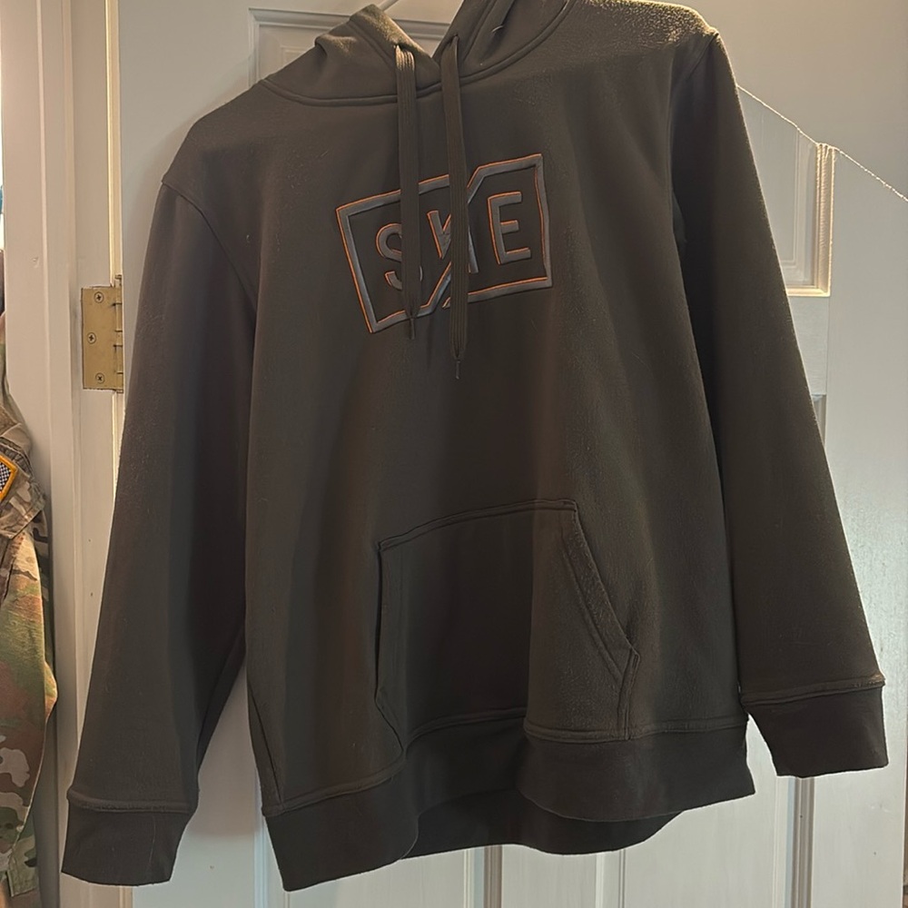 SHE hunting brand hoodie